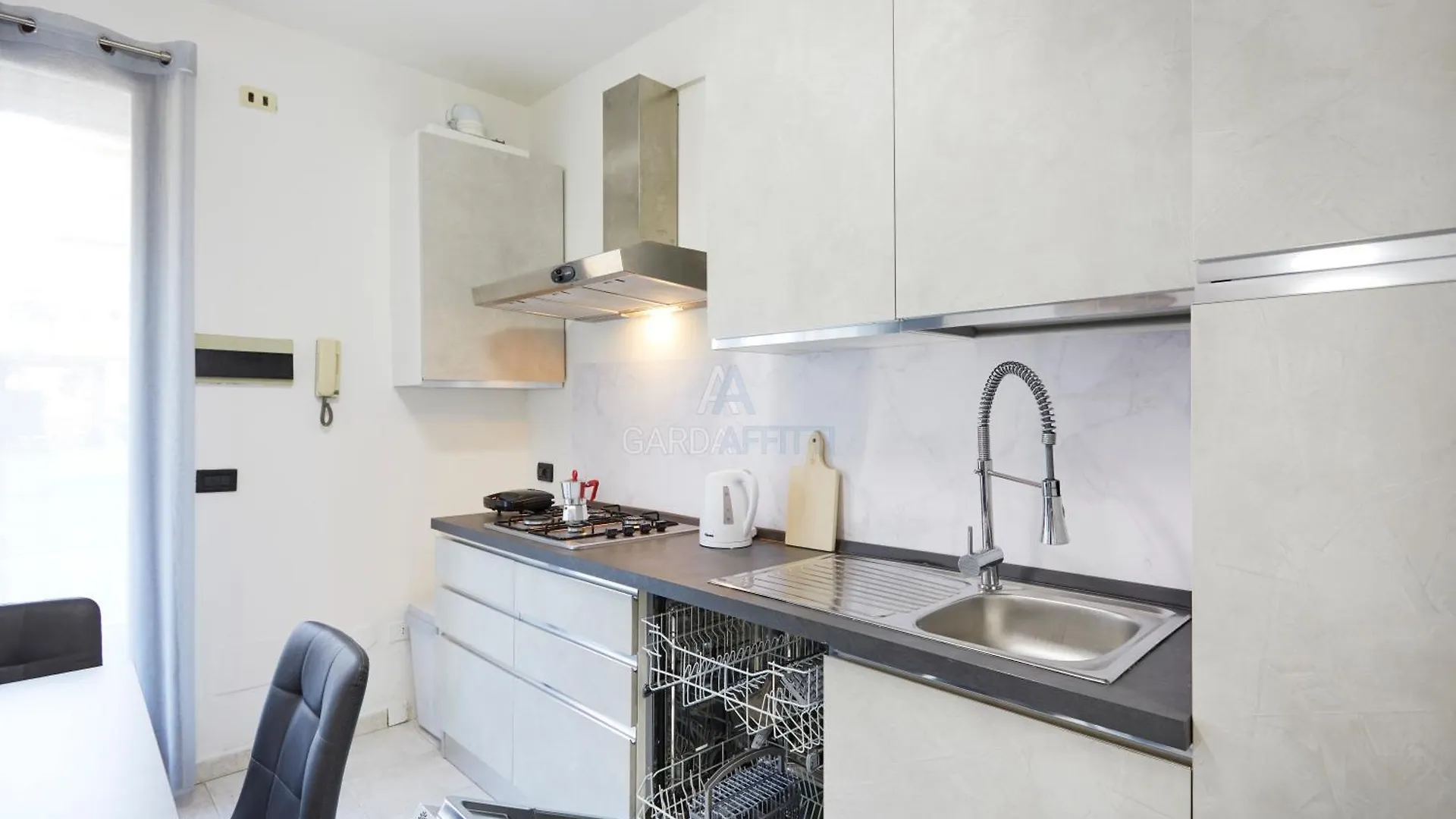 Sunshine Apartment - 200M Dal Lago Con Piscina Desenzano del Garda
